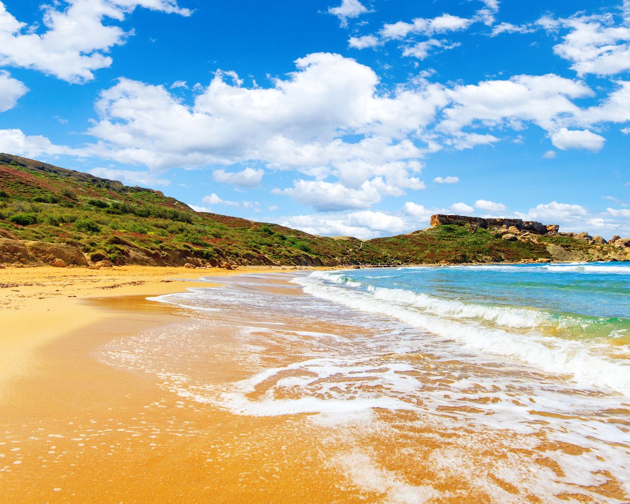 Malta Beaches: 15 Best Beaches In Malta, Gozo & Comino - Azure